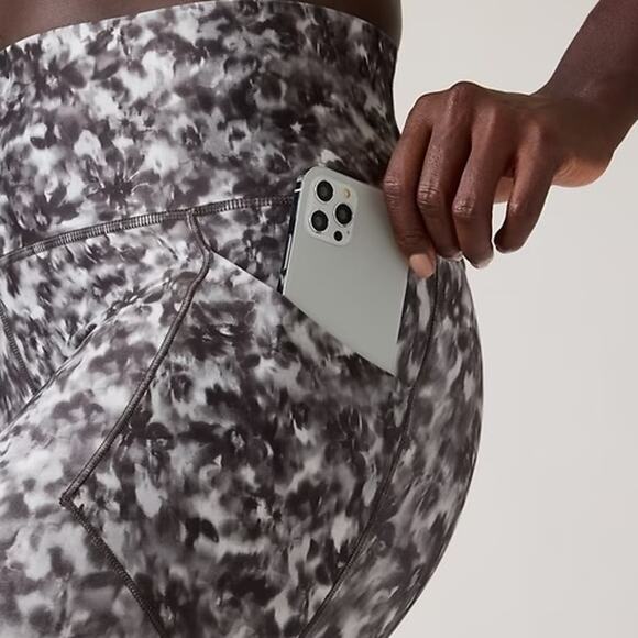 Athleta Black and Gray Patterned Leggings - Picture 3 of 6